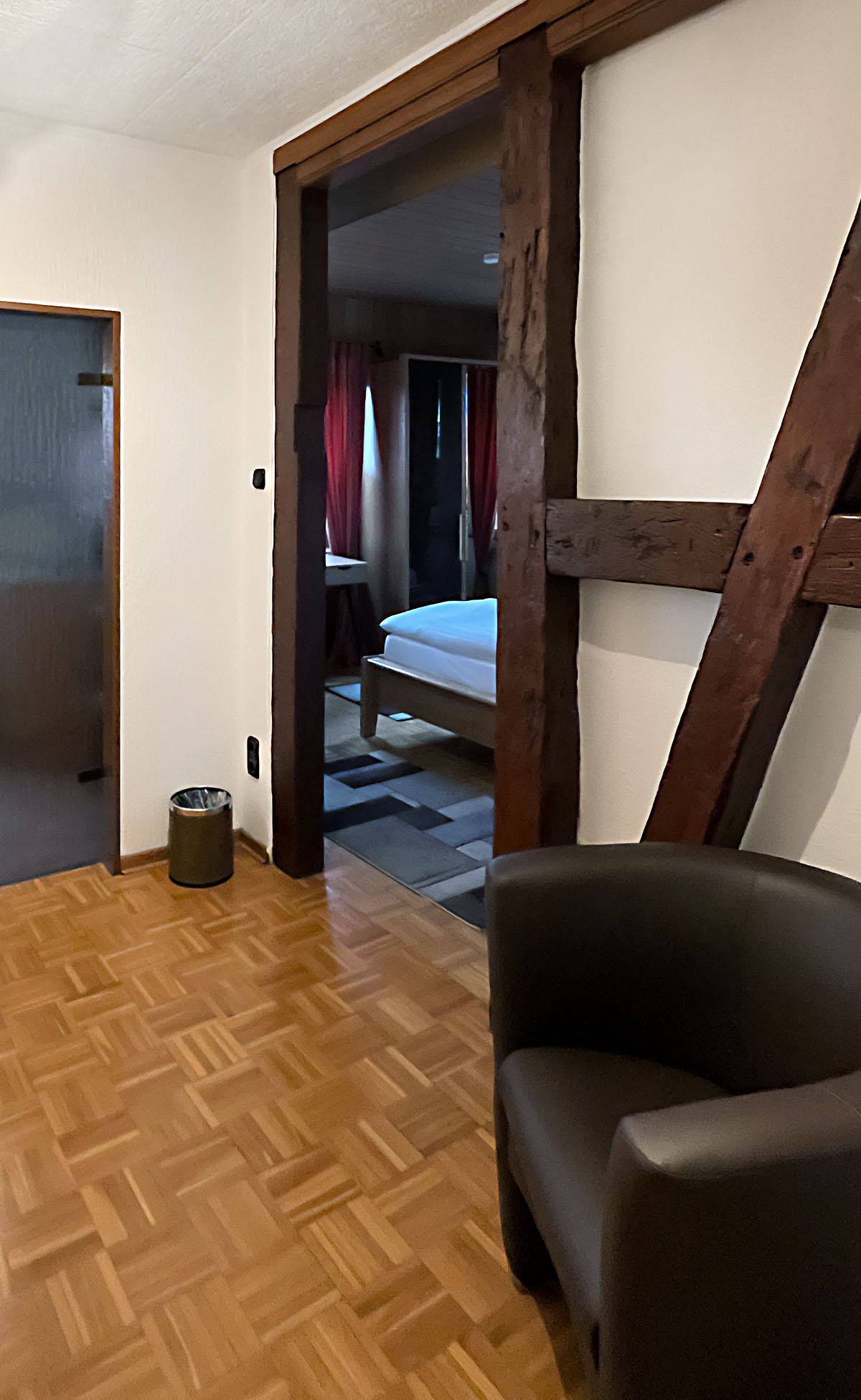 240411-01-Krummenbauer-Apartment-1200-1950